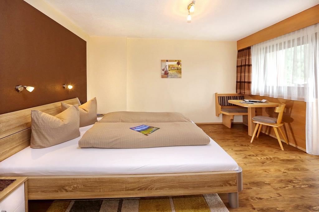 Apart Alpina Huben Langenfeld Room photo
